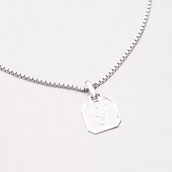 Prívesok s písmenkom G M5120-G