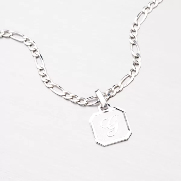 Prívesok s písmenkom G M5120-G