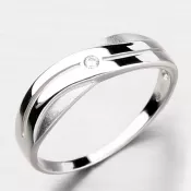 Krásny symetrický prsteň z bieleho zlata DZ1562-B