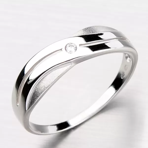 Krásny symetrický prsteň z bieleho zlata DZ1562-B