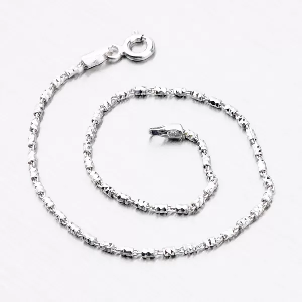 Strieborný náramok zdobený facetami CHRS-TUBE2BRT-FT-030