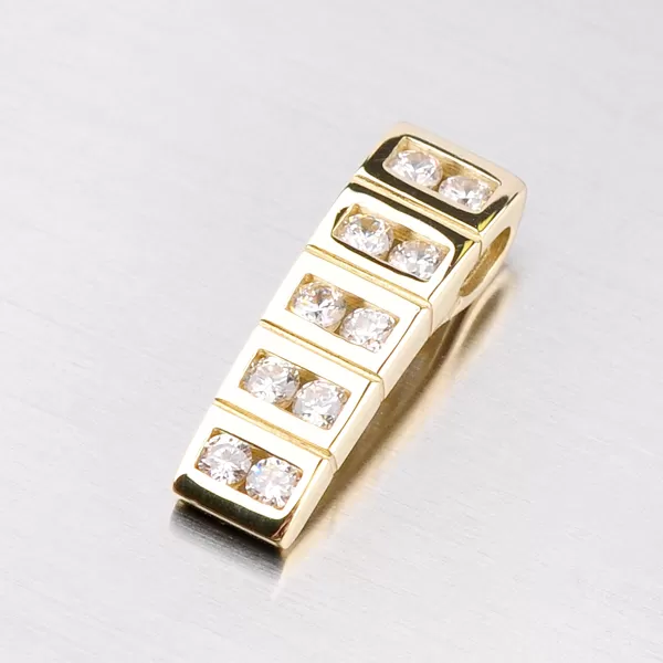 Prívesok so zirkónmi DZ2058ZL