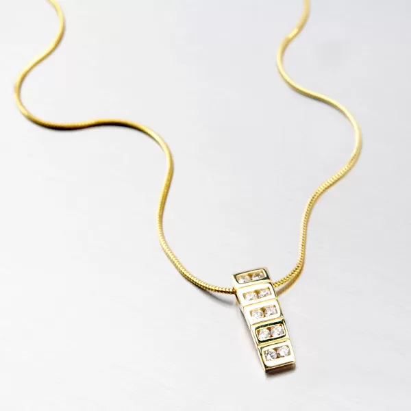 Prívesok so zirkónmi DZ2058ZL