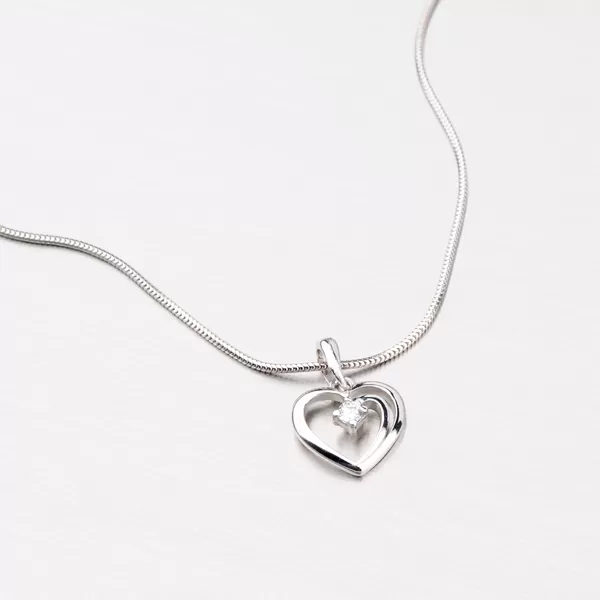 Srdiečko z bieleho zlata DZ1602B