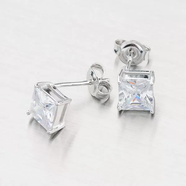 Strieborné kôstky so zirkónmi YNG2143