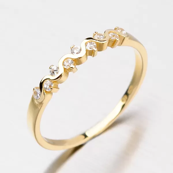 Krásny prsteň so zirkónmi DZ2086ZL