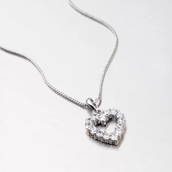 Zlatý prívesok srdca so zirkónmi DZ0020B