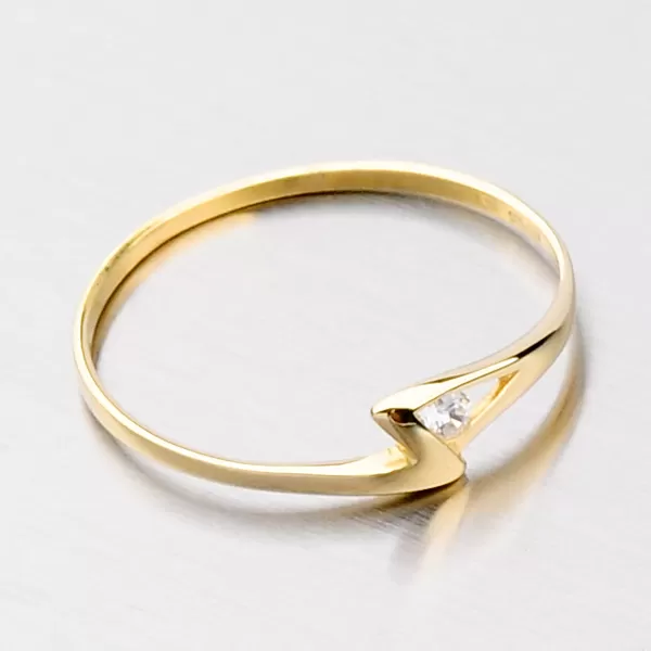 Zlatý prsteň so zirkónom DZ1138zl