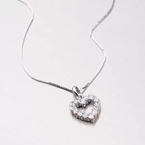 Zlatý prívesok srdca so zirkónmi DZ0020B