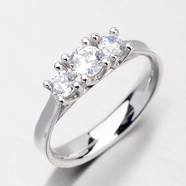 Elegantný zlatý prsteň so zirkónmi DZ1924B