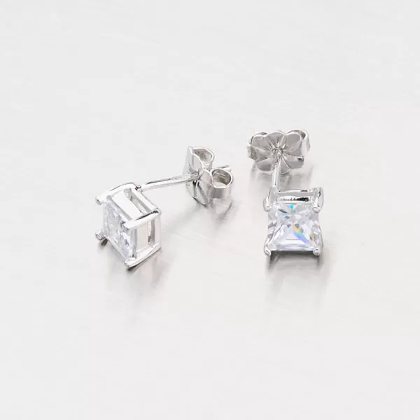 Strieborné kôstky so zirkónmi YNG2144