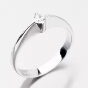 Krásny dámsky prsteň zo zlata DZ1956B