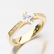 Dámsky prsteň zo zlata DZ1962ZL