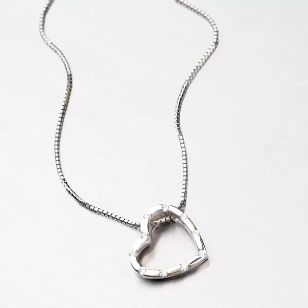 Srdiečko so zirkónmi DZ1941B