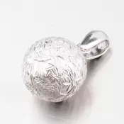 Elegantný strieborný prívesok MPN9102D18