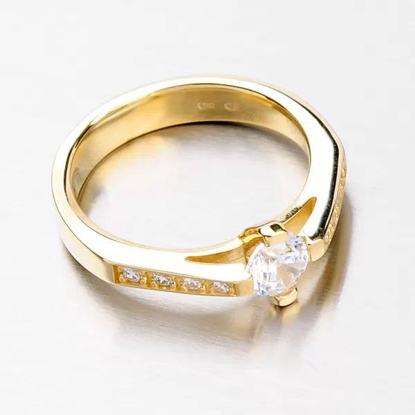 Dámsky prsteň zo zlata DZ1962ZL