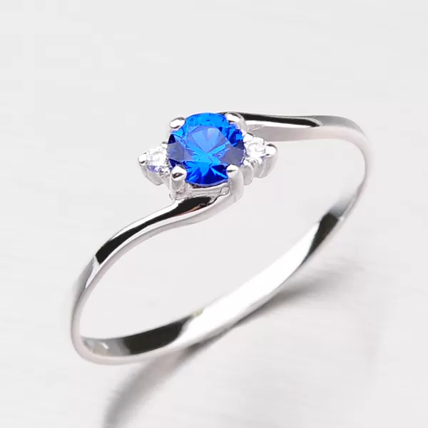 Prsteň s tmavomodrým zirkónom 356-0106TM