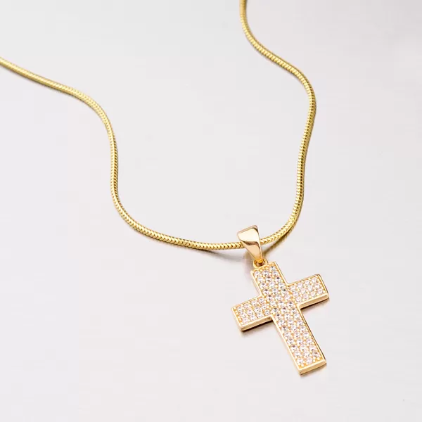 Zlatý prívesok v tvare kríža so zirkónmi 142-1063