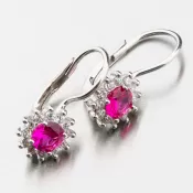 Strieborné náušnice s rubínovými a zirkónmi yng2166