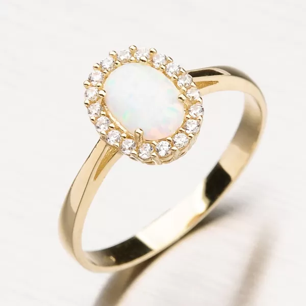 Zlatý prsteň s opálom 11-160