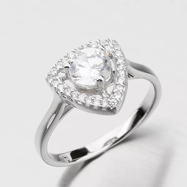 Strieborný prsteň so zirkónmi RXX02130175