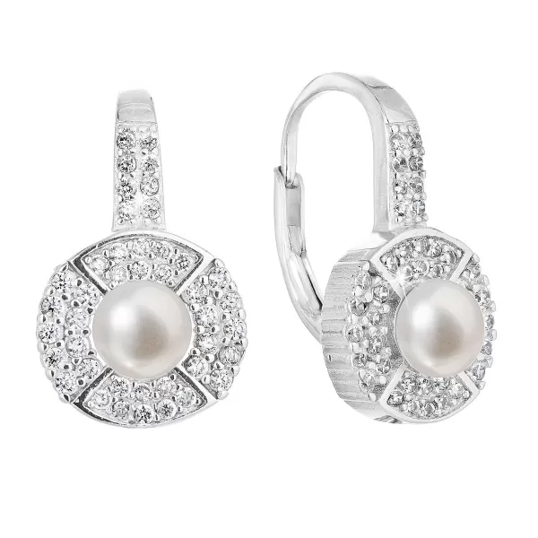 Strieborné náušnice visiace s bielou riečnou perlou 21054.1