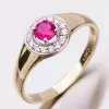Zlatý prsteň s rubínom a zirkónmi 41-NF171
