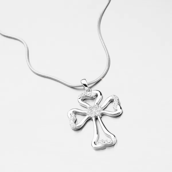 Strieborný kríž MTP8974