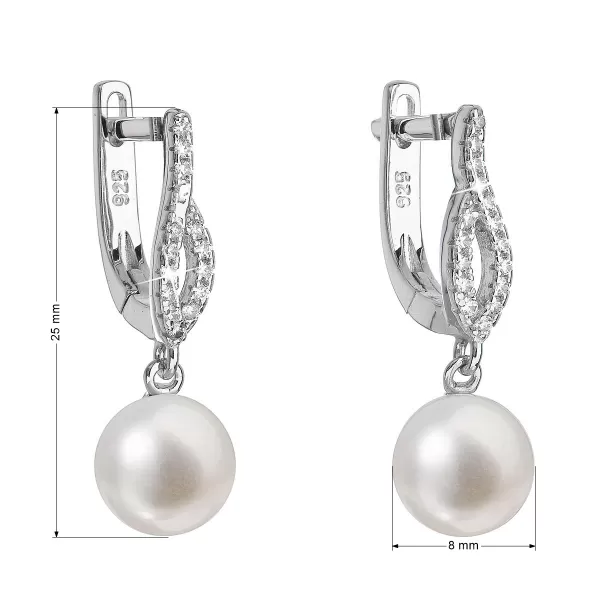 Strieborné náušnice visiace s bielou riečnou perlou 21027.1