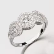 Strieborný prsteň so zirkónmi RXX04180324