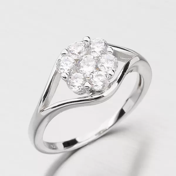 Strieborný prsteň s kvetinou zo zirkónov RXX07140094