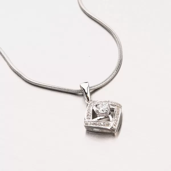 Strieborný prívesok ZP8243