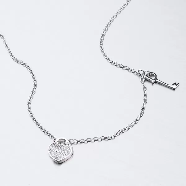 Strieborný náhrdelník SST-15881