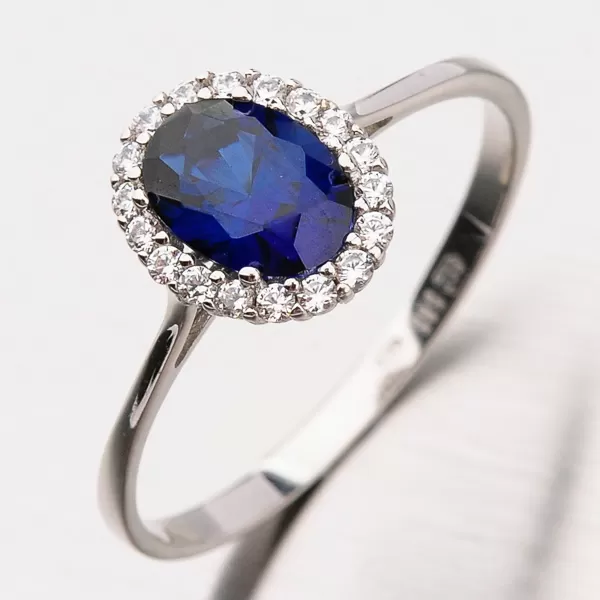 Prsteň so zafírom a zirkónmi 11-207