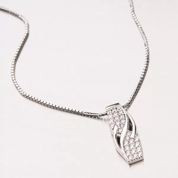 Zlatý prívesok z bieleho zlata 13-247