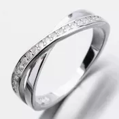 Strieborný prsteň so zirkónmi GST-11256