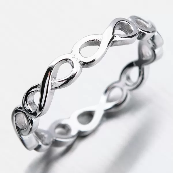 Strieborný prsteň GST-11241