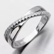 Strieborný prsteň so zirkónmi GST-11363