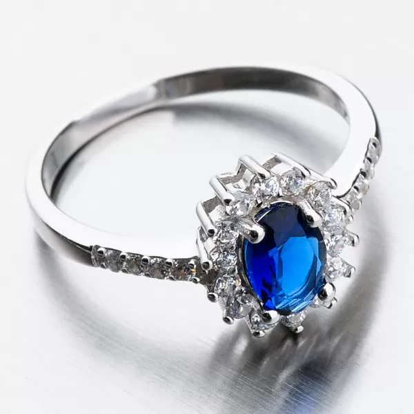 Strieborný prsteň so zafírom a zirkónmi GST-11267