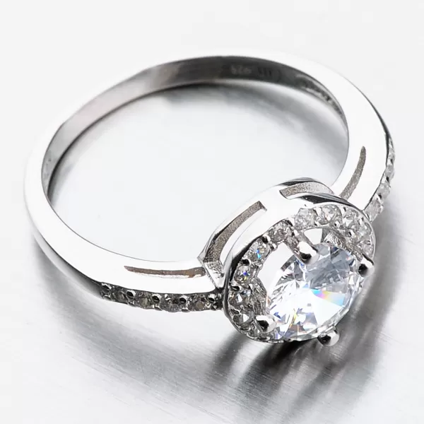 Strieborný prsteň so zirkónmi GST-11279