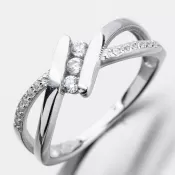 Strieborný prsteň so zirkónmi GST-11306