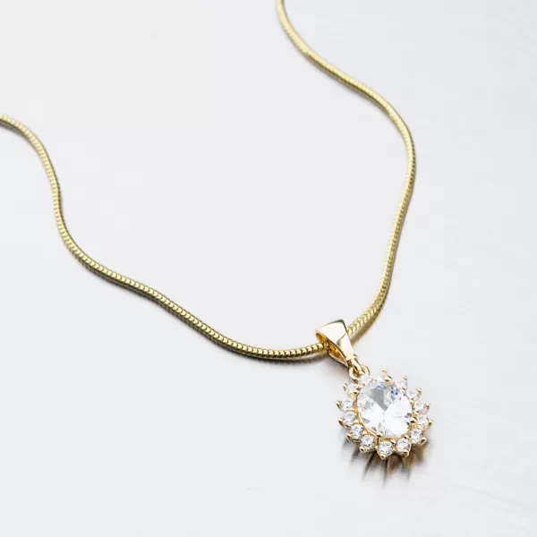 Zlatý prívesok so zirkónmi 13-347