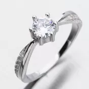 Strieborný prsteň so zirkónmi GST-11304