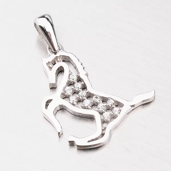 Zlatý kôň 43-21645