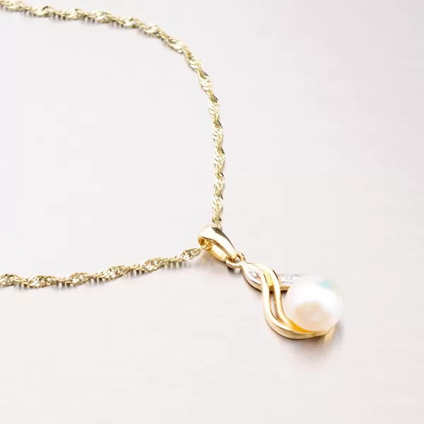 Zlatý prívesok s perlou 43-21603