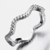 Strieborný prsteň so zirkónmi GST-11226