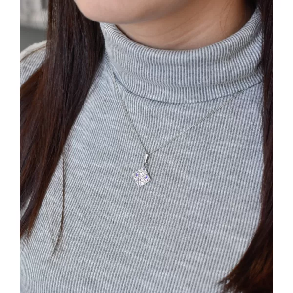 Sada šperkov s kryštálmi Swarovski náušnice, retiazka a prívesok ab efekt kosoštvorec 39126.2