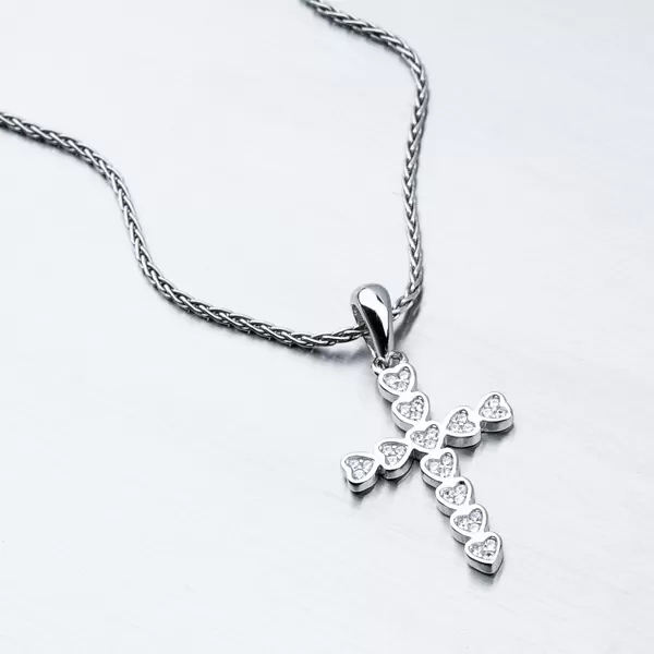 Strieborný krížik HST-13151