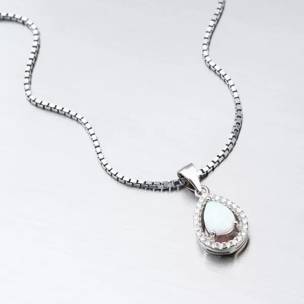 Strieborný prívesok HST-13475