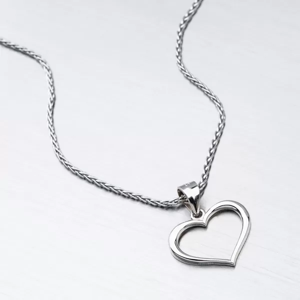 Strieborný prívesok HST-13186